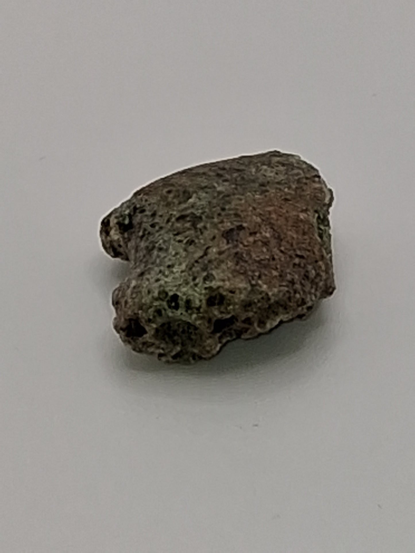 3.0g Trinitite - Glassy Green with Terracotta Color